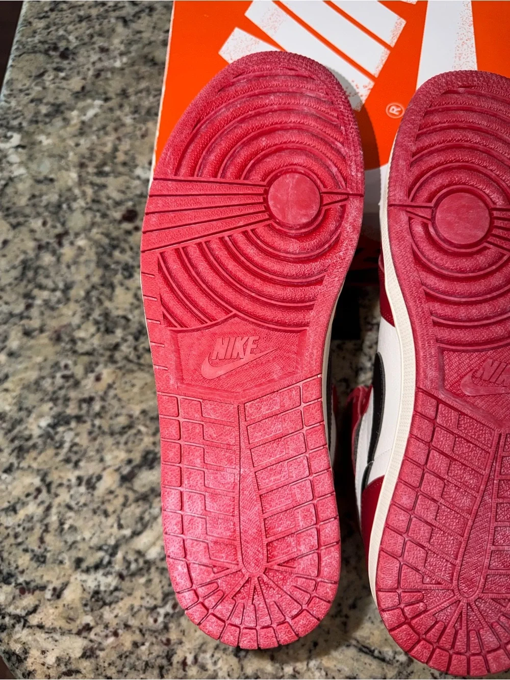 Size 12 Jordan 1 Retro High Chicago Lost & Found SKU DZ5485-612 DS Damaged Box